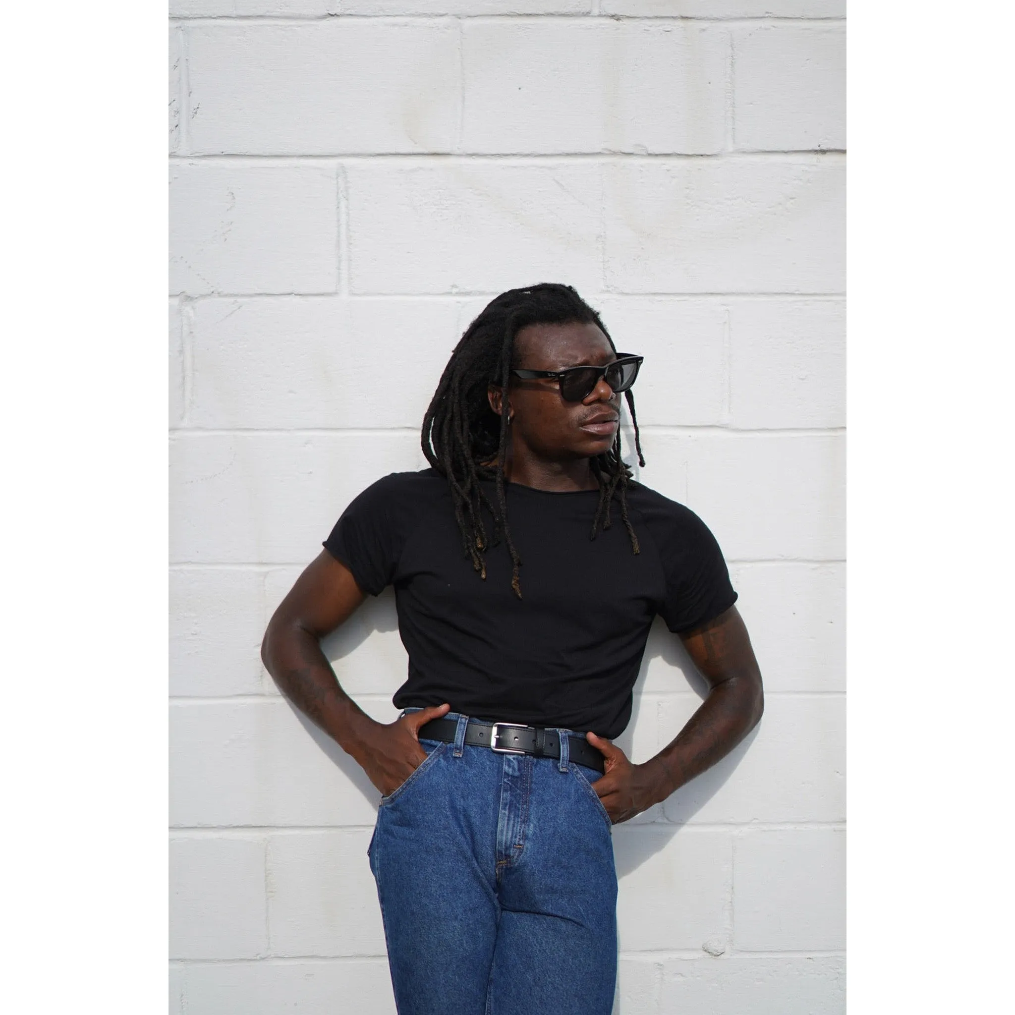 Black Raw Neck