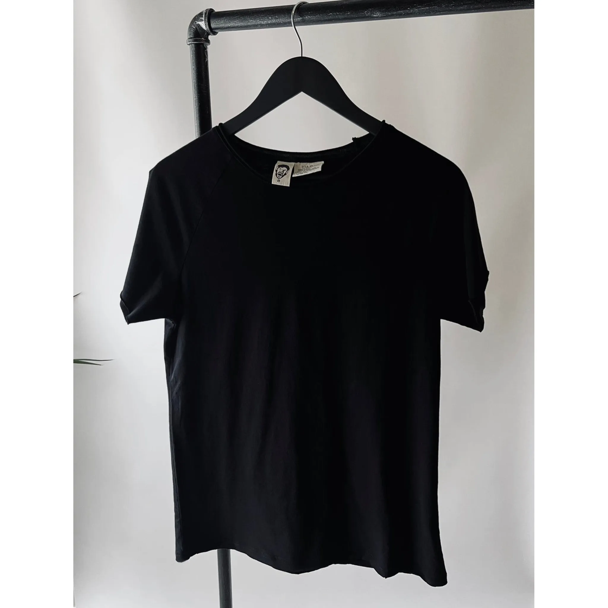 Black Raw Neck