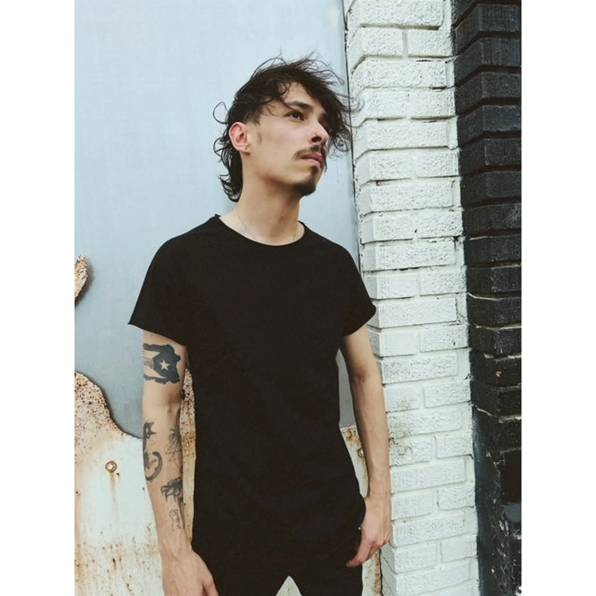 Black Raw Neck