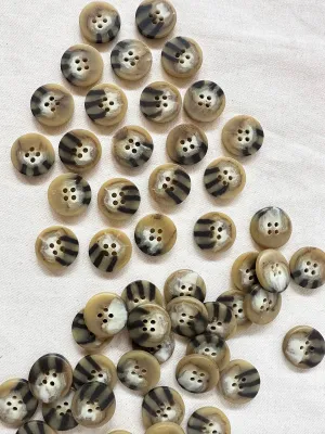 Not Boring Basic Buttons Per 6 Ct.